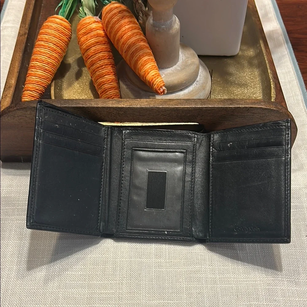 💥2/$10 Calvin Klein Mens Black Leather trifold slim Wallet